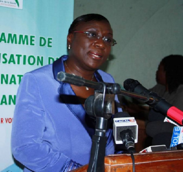 Professeur Dorothée Akoko KINDE GAZARD, Ministre de la Santé