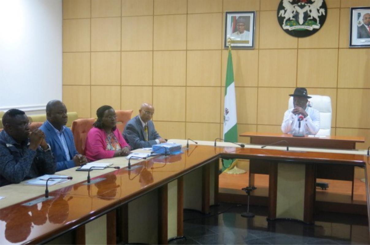 01 The Deputy Governor of Akwa Ibom (Right) and WHO delegation led by the WR