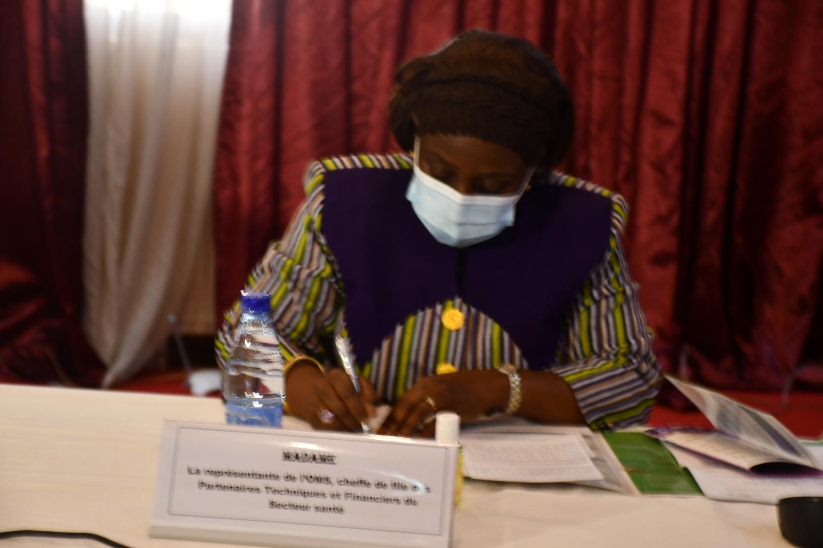 Dr Alimata J. DIARRA-NAMA, Representante de l'OMS et Cheffe de file des Partenaires techniques et financiers pendant la cérémonie de lancement