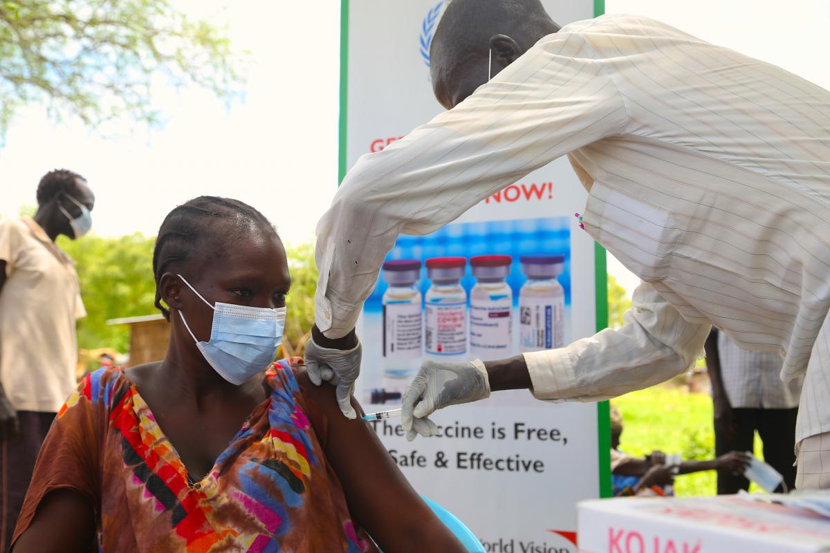 Étendre la vaccination contre la COVID-19 aux régions reculées du Sud-Soudan