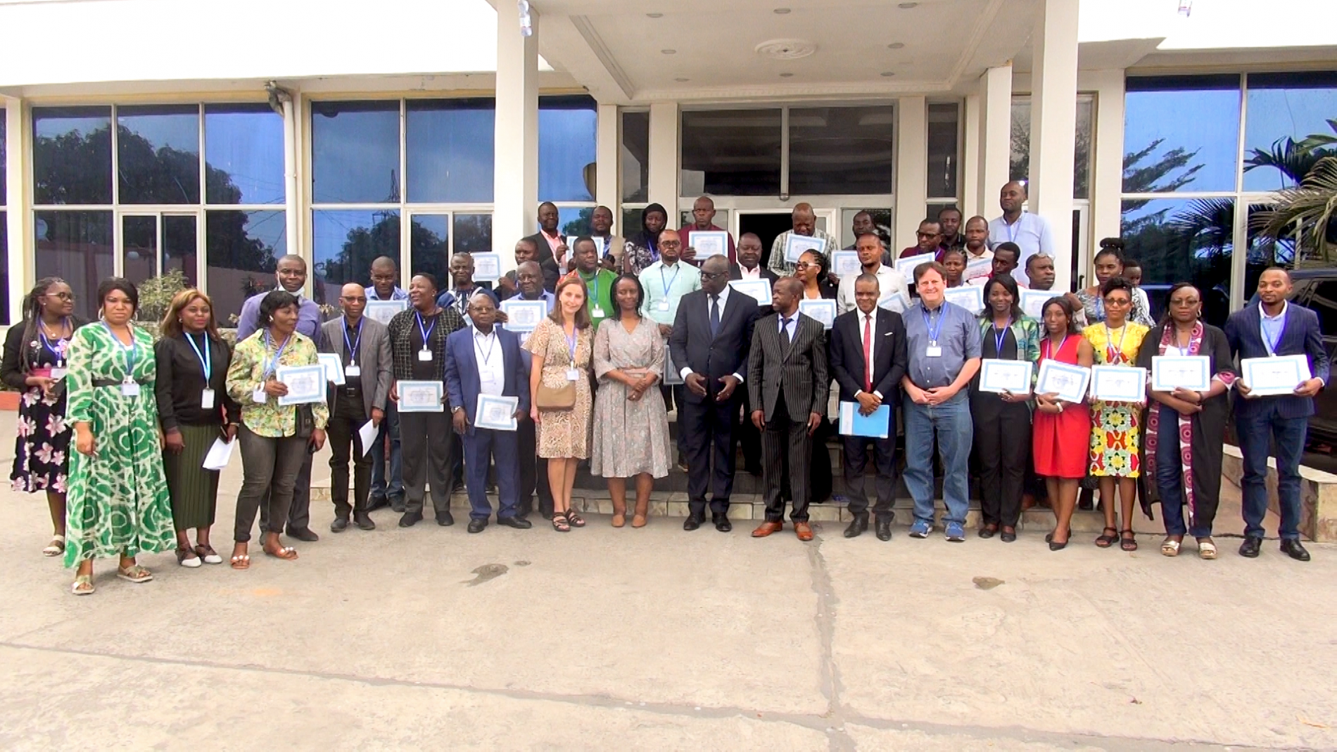 photo de groupe - participants à la formation de  formateurs pour la surveillance de la RAM - Kinshasa - RDC -