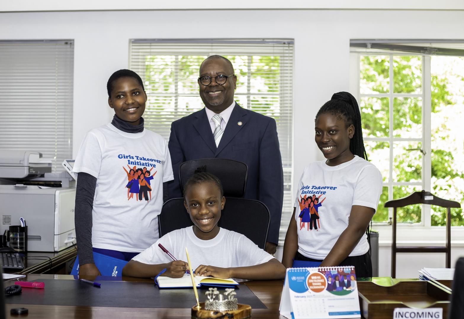 Tanatswa Chiura (12 years old), Mellissah Jamare (16 years old), and Shirley Baloyi (18 years old) andWHO Zimbabwe Country Representative a.i, Professor Jean-Marie Dangou 