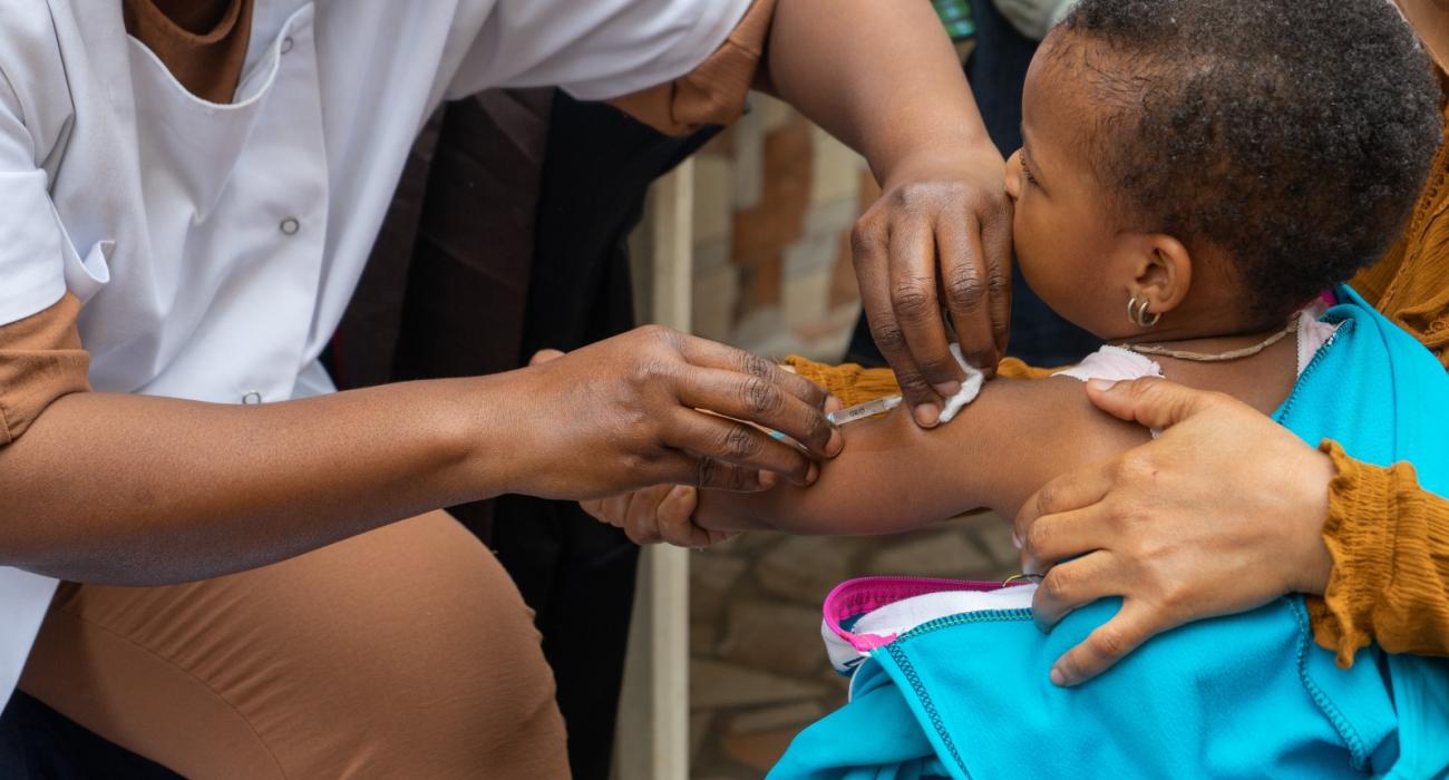 Sénégal : une campagne nationale pour protéger des millions d'enfants contre la rougeole et la rubéole