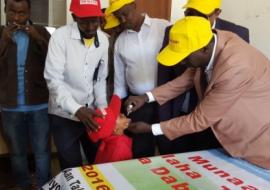 A child vaccinated tOPV during the Launching of Polio NID in Somali