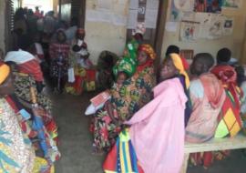 ￼Vue des patients en attente de consultation.