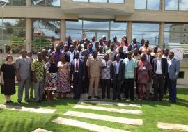 Photo des participants, facilitateurs, autorités présentes à l’ouverture