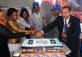 Cutting of the WHO 70th Anniversary cake