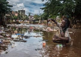 La vague d’épidémies de choléra qui balaie l'Afrique a déclenché la plus vaste campagne de vaccination contre le choléra jamais vue, avec plus de deux millions de personnes à travers le continent qui s’apprêtent à recevoir le vaccin oral contre le choléra (OCV). 