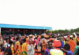 Une foule immense venue des alentours s'était joint aux cérémonies de célébration