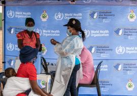 WHO providing free health services at a outreach point in Chimanimani 