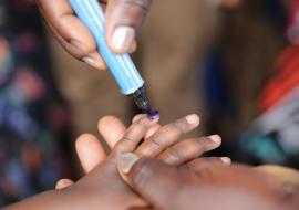 Approximately 16 000 vaccinators and community mobilizers were deployed in Mozambique's third round of the polio campaign. Their efforts to overcome vaccine hesitancy are essential to reaching high immunisation rates to eradicate polio.