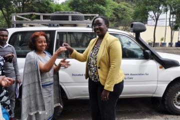 WHO donates a vehicle to Ethiopian Midwives Association.