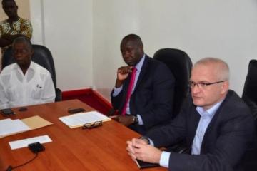 (L-R) Dr. Walter Gwenigale, Minister of Health and Social Welfare, Hon. Amara Konneh, Minister of Finance and Dr. Peter Graaff, WHO Rep./Liberia, chat before signing the Agreement