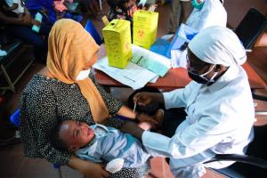 Eligible child being vaccinated at Gwarinpa General Hospital, FCT. Photo-WHO Nigeira-Eromosele Ogbeide.jpg 