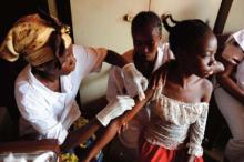 Vaccination contre la rougeole au site de Guitangola à Bangui