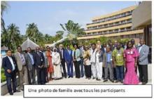 Une photo de famille du Comité des Experts avec le Directeur Adjoint de Cabinet du Ministre de la Santé