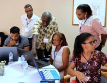 Trabalho de grupo durante o Atelier de Avaliação Externa Conjunta