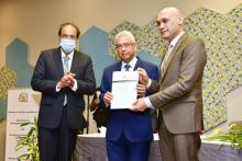 Deputy Prime Minister, Hon. S. Obeegadoo (left), Hon. Prime Minister of the Republic of Mauritius, Hon. P. K. Jugnauth (centre) and Hon. K. K. Jagutpal, Minister of Health and Wellness (right) during the launching of the Mauritius Health Sector Strategic Plan 2020-2024