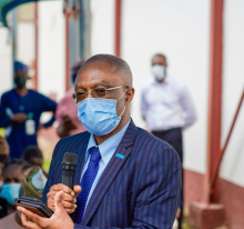 Dr Walter Kazadi Mulombo giving his remarks on the significance of the arrival of Johnson & Johnson vaccines