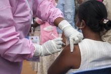 Madagascar marque une année de vaccination contre la COVID-19, avec 1 181 160 personnes entièrement vaccinées