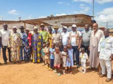 Photo de famille avec les offiels