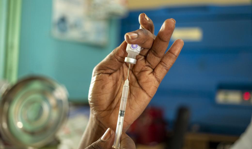 Sénégal : vacciner les nouveau-nés pour mettre fin à l’épidémie silencieuse d’hépatite B