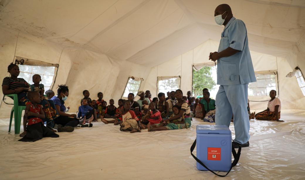 The teams provided information on family planning, antenatal care and many other health services, including the provision of folic acid to prevent anemia. All of this was done in coordination with health services in Mozambique.