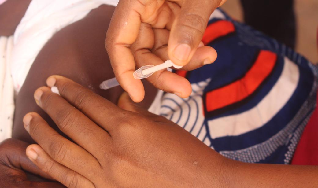 Le Cameroun vaccine contre le paludisme